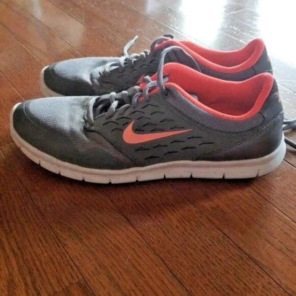 Nike Running Shoes Grey and Lava 677136-061 - Size 8.5